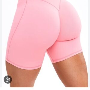 Buffbunny Aggressive Scrunch Shorts Size L Guava